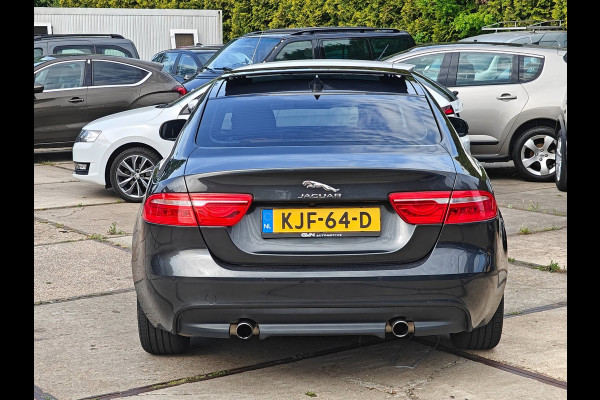 Jaguar XE 2.0 Turbo (240 pk) Prestige | Storm Grey | Panorama | Meridian | Cold Climate Pack