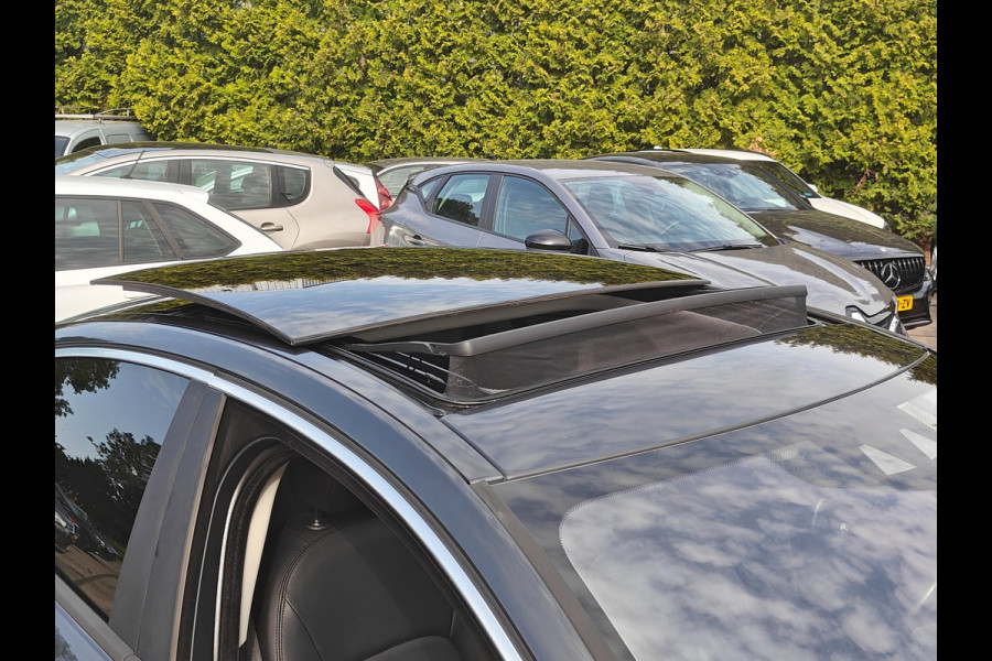 Jaguar XE 2.0 Turbo (240 pk) Prestige | Storm Grey | Panorama | Meridian | Cold Climate Pack