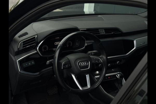 Audi Q3 35 TFSI | 3x S Line | Pano | Leder | Camera | Dodehoek
