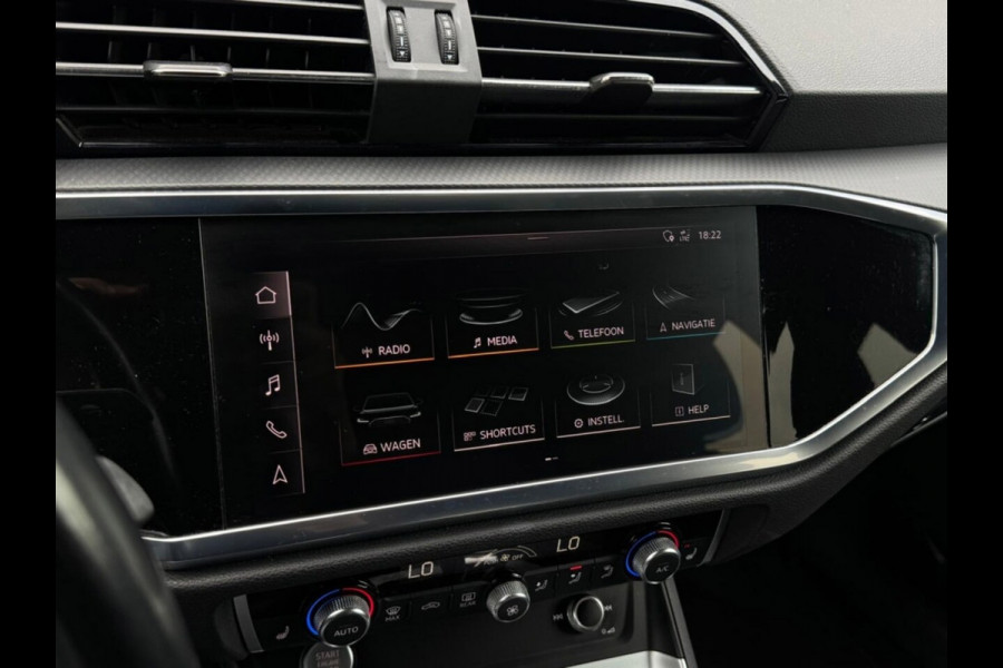 Audi Q3 35 TFSI | 3x S Line | Pano | Leder | Camera | Dodehoek