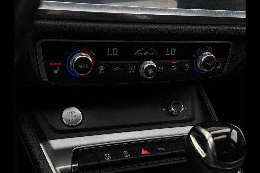 Audi Q3 35 TFSI | 3x S Line | Pano | Leder | Camera | Dodehoek