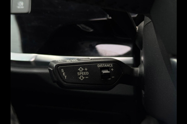 Audi Q3 35 TFSI | 3x S Line | Pano | Leder | Camera | Dodehoek