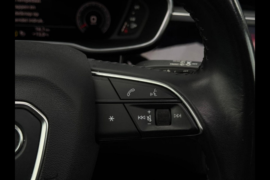 Audi Q3 35 TFSI | 3x S Line | Pano | Leder | Camera | Dodehoek