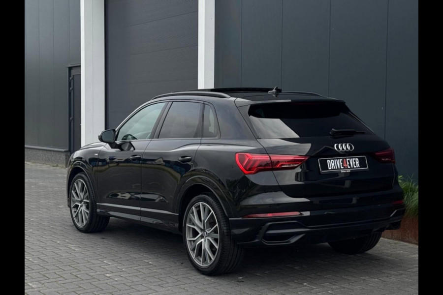 Audi Q3 35 TFSI | 3x S Line | Pano | Leder | Camera | Dodehoek