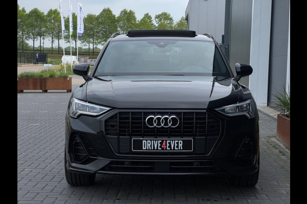 Audi Q3 35 TFSI | 3x S Line | Pano | Leder | Camera | Dodehoek