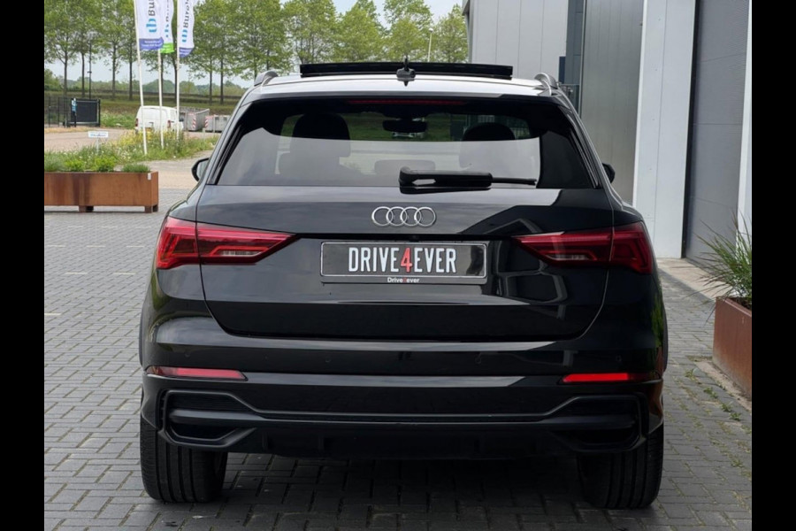 Audi Q3 35 TFSI | 3x S Line | Pano | Leder | Camera | Dodehoek