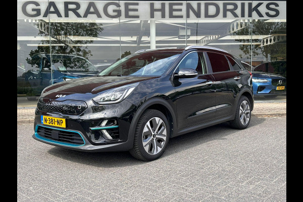 Kia e-Niro ExecutiveLine SKY 64 kWh | SOH: 95,6% | Schuifdak | 3 Fase | Warmtepomp | Leder | Adaptive CC | Climate |