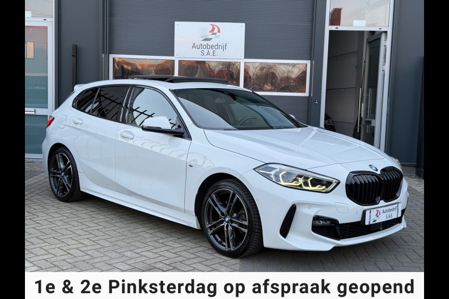 BMW 1-serie 118i M Sport PANO|M SEAT| CARPLAY |SFEER |LED !!