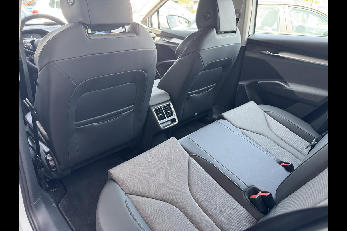 Škoda Enyaq 60 Selection NL-AUTO | 1/2 LEDER | NAVI