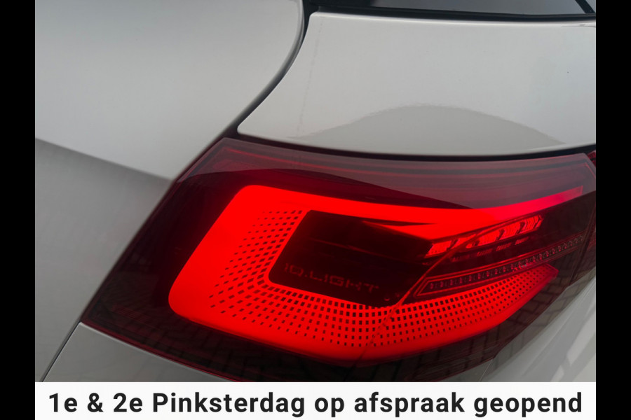 Volkswagen Golf 1.4 eHybrid GTE 245 pk IQ LIGHT PANO SFEER CARPLAY TREKHAAK !