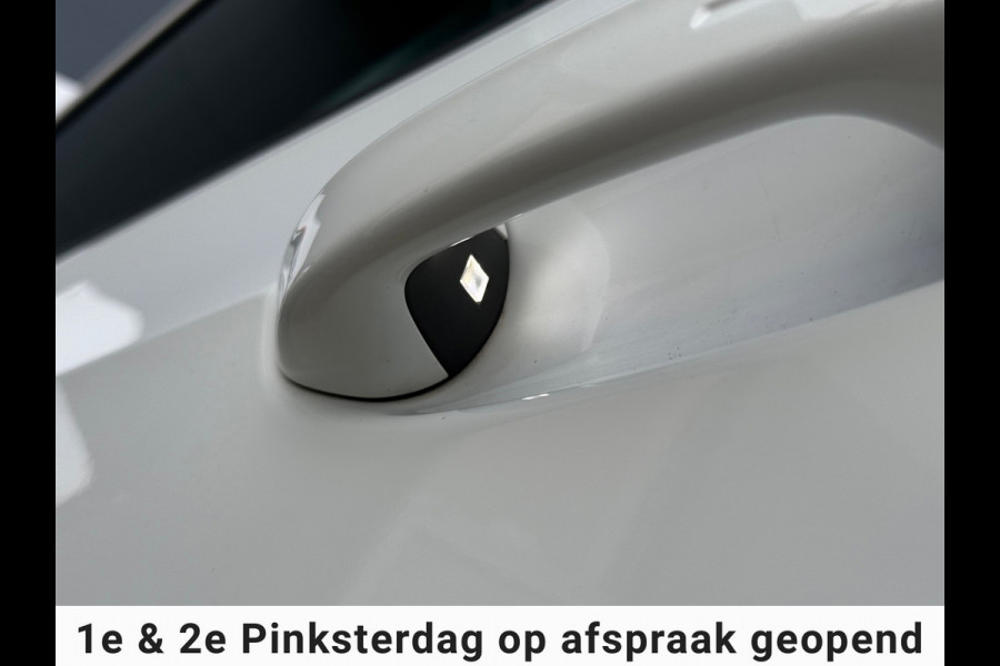 Volkswagen Golf 1.4 eHybrid GTE 245 pk IQ LIGHT PANO SFEER CARPLAY TREKHAAK !