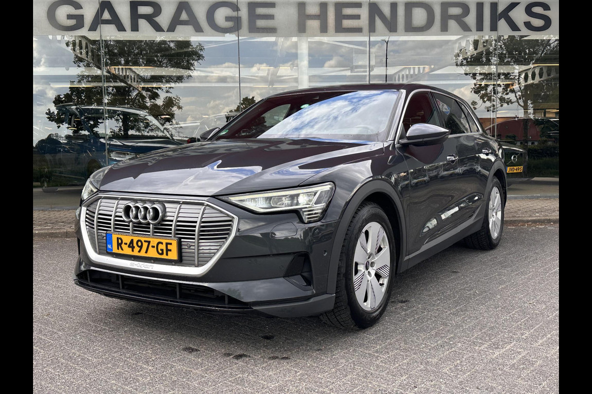 Audi e-tron 55 quattro edition 95 kWh | SOH 88,6% | Trekhaak 1800kg |  Navi | Camera | LED | Privacy Gals |