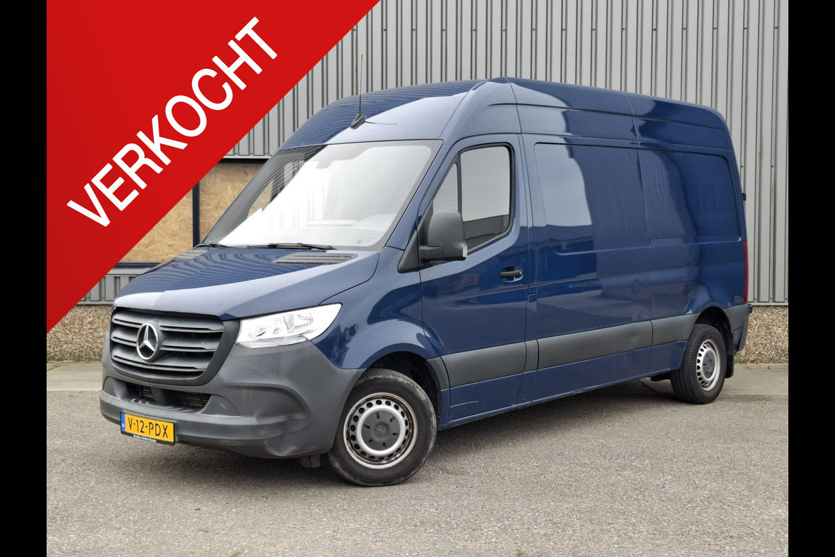 Mercedes-Benz Sprinter 311 2.2 CDI L2H2 AIRCO / CAMERA / 3 ZITS / DEALER ONDERHOUDEN / NAVI