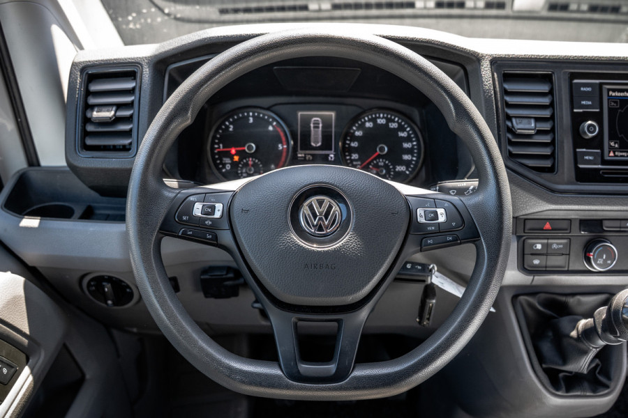 Volkswagen Crafter 2.0 TDI L4H3 140PK | Cruise | 360° camera | Carplay | PDC | Imperiaal | Trekhaak