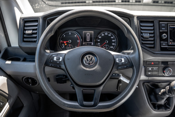 Volkswagen Crafter 2.0 TDI L4H3 140PK | Cruise | 360° camera | Carplay | PDC | Imperiaal | Trekhaak