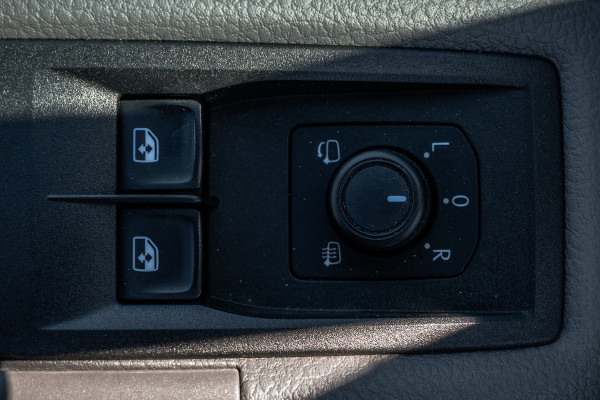 Volkswagen Crafter 2.0 TDI L4H3 140PK | Cruise | 360° camera | Carplay | PDC | Imperiaal | Trekhaak