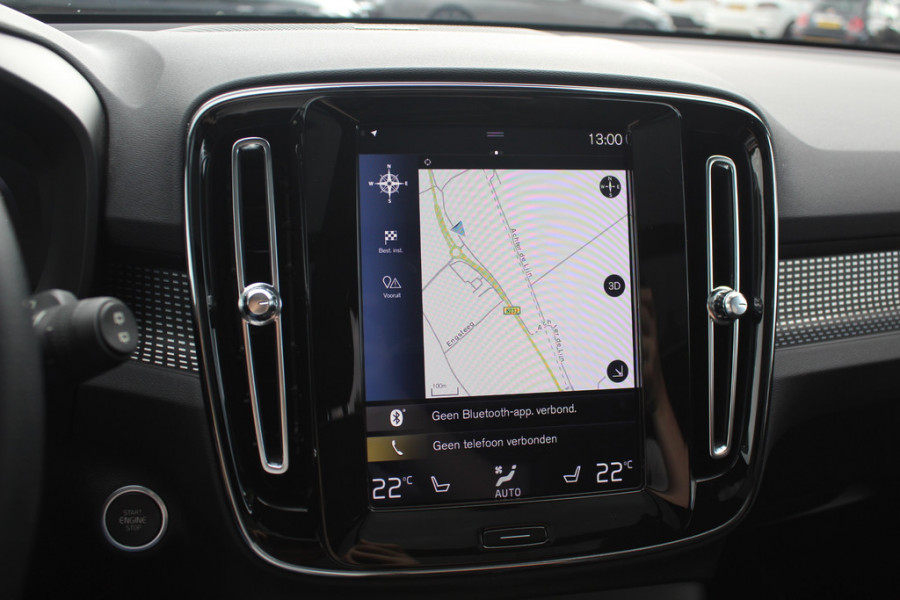 Volvo XC40 1.5 T5 Recharge R-Design 262pk / Full option! / Trekhaak / Panoramadak / 360Camera / Harman Kardon / 19'' / Stoel+Stuurverwarming / CarPlay / Dodehoek / DAB / Cruise Control