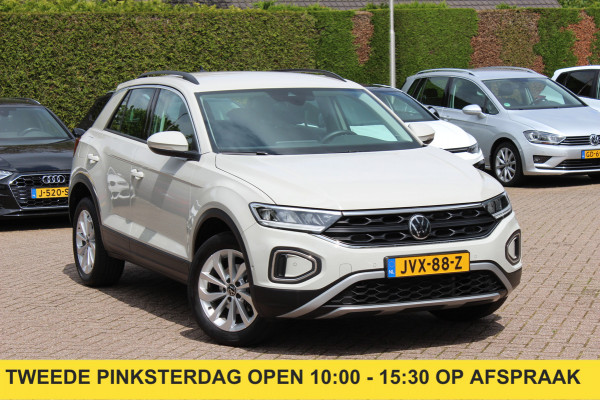 Volkswagen T-Roc 1.0 TSI Life Edition / Camera / CarPlay / Keyless / 17'' / Stoelverwarming / DAB / ACC / Climate Control