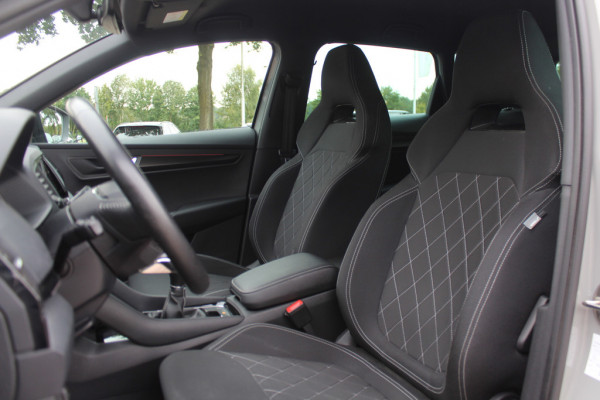 Škoda Karoq 1.5 TSI ACT Sportline Business / Camera / CarPlay / Keyless / 19'' / Stoel+Stuurverwarming / Dodehoek / DAB / ACC