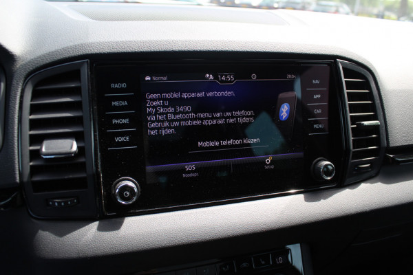 Škoda Karoq 1.5 TSI ACT Sportline Business / Camera / CarPlay / Keyless / 19'' / Stoel+Stuurverwarming / Dodehoek / DAB / ACC