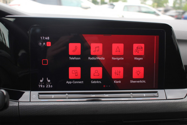 Volkswagen Golf 2.0 TSI GTI Clubsport / Full option! / Panoramadak / Camera / Head-up / Leder / Nurburgring / 19'' / Harman Kardon / Matrix LED / Stoelventilatie+Verwarming+Massage / Stuurverwarming / Dodehoek / DAB / ACC