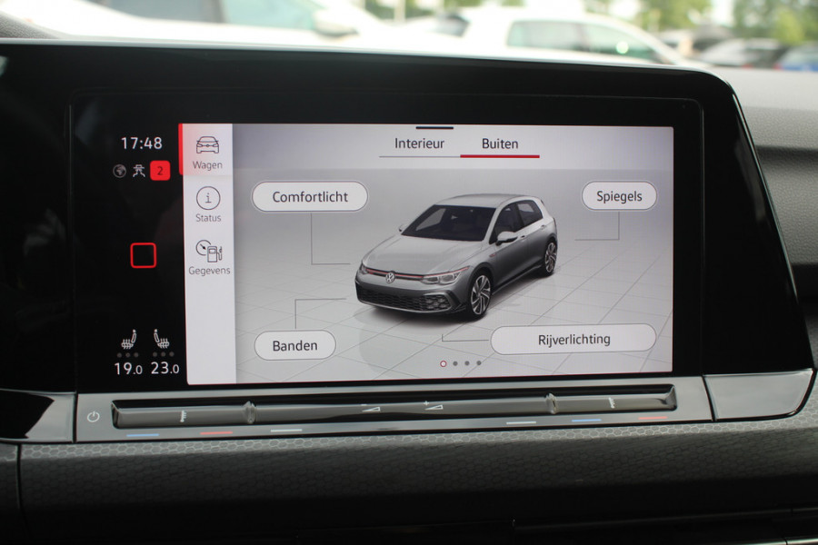 Volkswagen Golf 2.0 TSI GTI Clubsport / Full option! / Panoramadak / Camera / Head-up / Leder / Nurburgring / 19'' / Harman Kardon / Matrix LED / Stoelventilatie+Verwarming+Massage / Stuurverwarming / Dodehoek / DAB / ACC