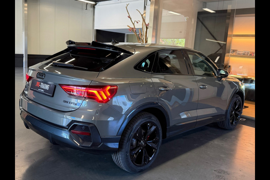 Audi Q3 Sportback 35 TFSI S Line RS-seats Sfeerverlichting Led