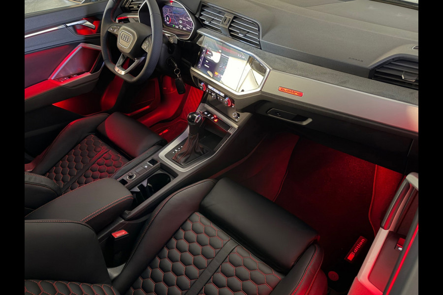 Audi Q3 Sportback 35 TFSI S Line RS-seats Sfeerverlichting Led
