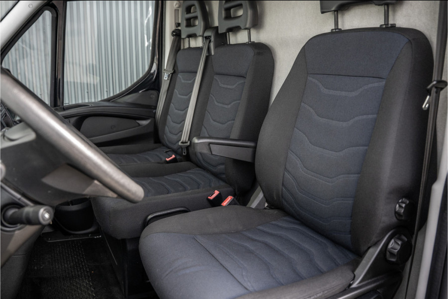Iveco Daily 35S14 L2H2 | 140PK | 1e Eigenaar | 3.5T Trekgewicht | Cruise | Zijschuifdeur L+R | Airco | Trekhaak