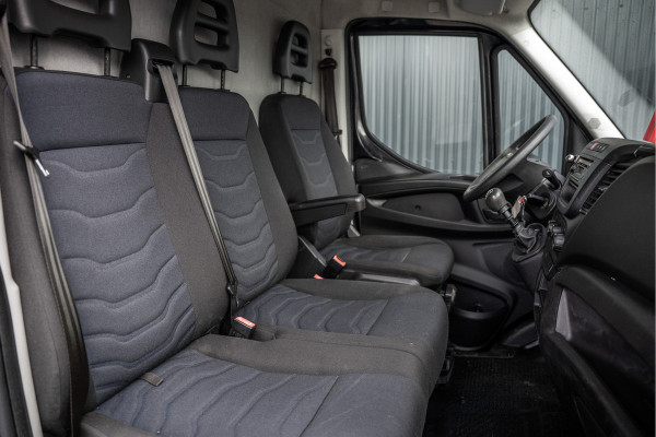 Iveco Daily 35S14 L2H2 | 140PK | 1e Eigenaar | 3.5T Trekgewicht | Cruise | Zijschuifdeur L+R | Airco | Trekhaak