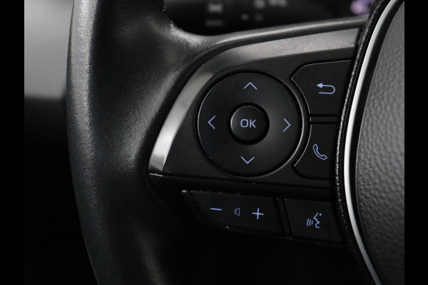 Toyota Corolla 1.8 Hybrid Business | Trekhaak | Camera | Carplay | Adaptive cruise | Full LED | Climate control | DAB | Bluetooth