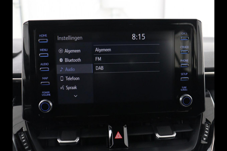 Toyota Corolla 1.8 Hybrid Business | Trekhaak | Camera | Carplay | Adaptive cruise | Full LED | Climate control | DAB | Bluetooth