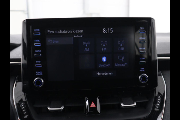 Toyota Corolla 1.8 Hybrid Business | Trekhaak | Camera | Carplay | Adaptive cruise | Full LED | Climate control | DAB | Bluetooth