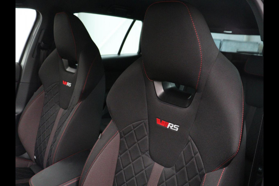 Škoda Octavia 1.4 TSI RS iV PHEV Business | Stoelverwarming | Matrix LED | Carplay | Sportstoelen | Keyless | Virtual Cockpit | Parkeerhulp | Sfeerverlichting | Side Assist | Cruise control | Plug In