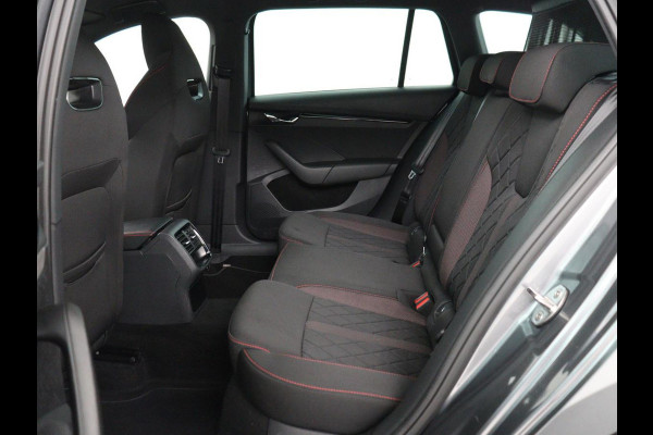 Škoda Octavia 1.4 TSI RS iV PHEV Business | Stoelverwarming | Matrix LED | Carplay | Sportstoelen | Keyless | Virtual Cockpit | Parkeerhulp | Sfeerverlichting | Side Assist | Cruise control | Plug In