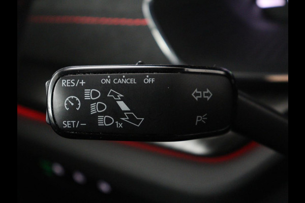 Škoda Octavia 1.4 TSI RS iV PHEV Business | Stoelverwarming | Matrix LED | Carplay | Sportstoelen | Keyless | Virtual Cockpit | Parkeerhulp | Sfeerverlichting | Side Assist | Cruise control | Plug In