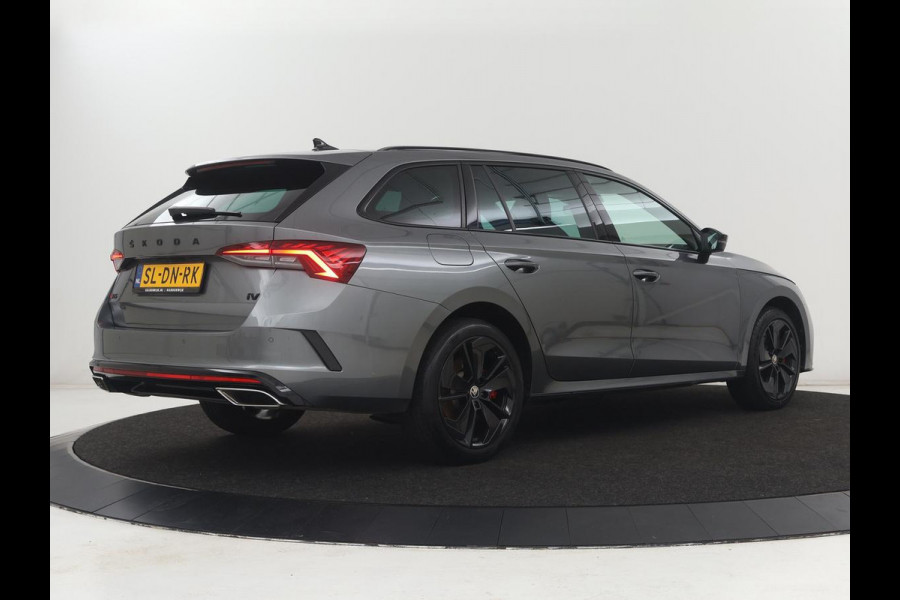 Škoda Octavia 1.4 TSI RS iV PHEV Business | Stoelverwarming | Matrix LED | Carplay | Sportstoelen | Keyless | Virtual Cockpit | Parkeerhulp | Sfeerverlichting | Side Assist | Cruise control | Plug In