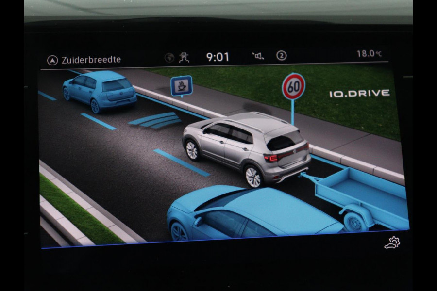 Volkswagen T-Cross 1.0 TSI Life | Trekhaak | Carplay | Virtual Cockpit | Side Assist | Navigatie | Sportstoelen | Adaptive cruise | Getint glas | Regen-/lichtsensor