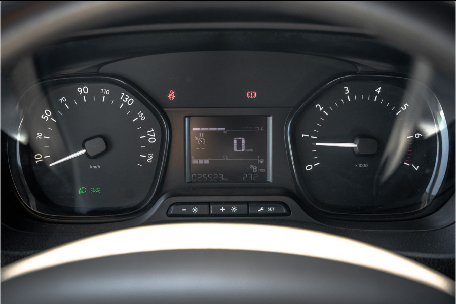 Opel Vivaro 2.0 L2H1 | 150 PK | Cruise | Airco | Imperiaal | Trekhaak