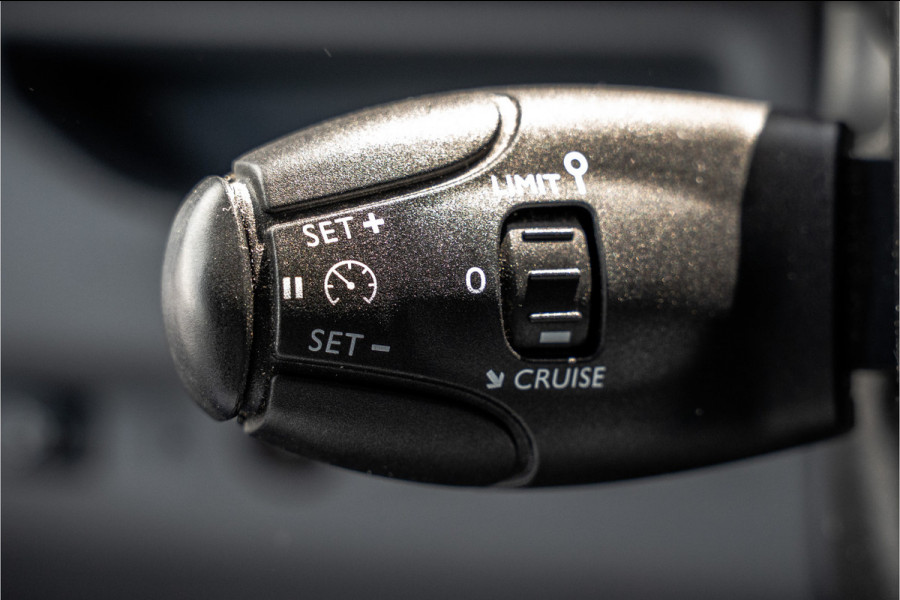 Opel Vivaro 2.0 L2H1 125PK | Bedrijfswageninrichting | Cruise | Carplay | Camera | Airco | PDC | Trekhaak