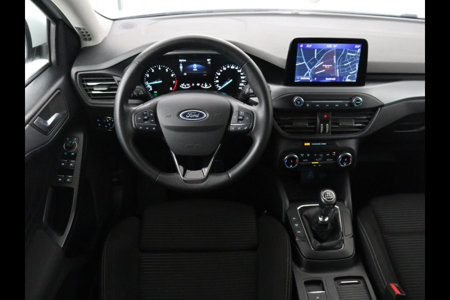 Ford Focus 1.0 EcoBoost Hybrid Titanium Style | Trekhaak | Carplay | Navigatie | Keyless | Full LED | Parkeerhulp | Climate control | Bluetooth | Cruise control