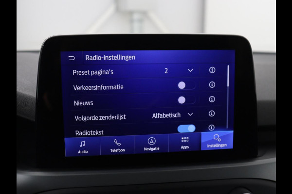 Ford Focus 1.0 EcoBoost Hybrid Titanium Style | Trekhaak | Carplay | Navigatie | Keyless | Full LED | Parkeerhulp | Climate control | Bluetooth | Cruise control