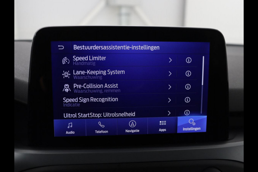 Ford Focus 1.0 EcoBoost Hybrid Titanium Style | Trekhaak | Carplay | Navigatie | Keyless | Full LED | Parkeerhulp | Climate control | Bluetooth | Cruise control