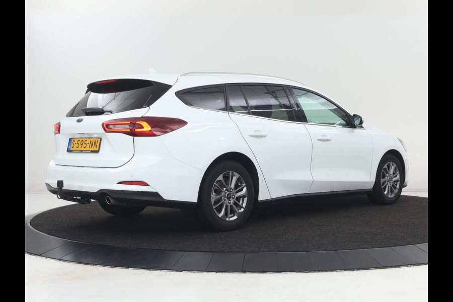 Ford Focus 1.0 EcoBoost Hybrid Titanium Style | Trekhaak | Carplay | Navigatie | Keyless | Full LED | Parkeerhulp | Climate control | Bluetooth | Cruise control
