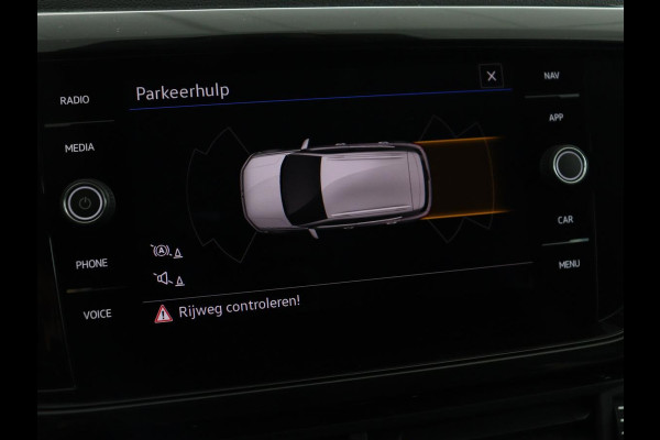 Volkswagen T-Cross 1.0 TSI Style | Carplay | Navigatie | Adaptive cruise | Full LED | Side Assist | Parkeerhulp | Getint glas | Climate control | Bluetooth | 18'' | Black Design Pack
