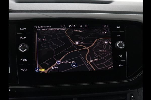 Volkswagen T-Cross 1.0 TSI Style | Carplay | Navigatie | Adaptive cruise | Full LED | Side Assist | Parkeerhulp | Getint glas | Climate control | Bluetooth | 18'' | Black Design Pack