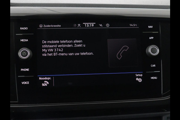 Volkswagen T-Cross 1.0 TSI Style | Carplay | Navigatie | Adaptive cruise | Full LED | Side Assist | Parkeerhulp | Getint glas | Climate control | Bluetooth | 18'' | Black Design Pack