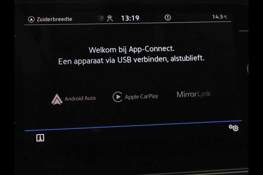 Volkswagen T-Cross 1.0 TSI Style | Carplay | Navigatie | Adaptive cruise | Full LED | Side Assist | Parkeerhulp | Getint glas | Climate control | Bluetooth | 18'' | Black Design Pack