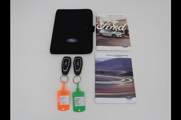 Ford Fiesta 1.0 EcoBoost ST-Line | Stoel & stuurverwarming | Adaptive cruise | Camera | Carplay | Full LED | Half leder | Side Assist | Navigatie | Park Assist | Climate control | Bluetooth