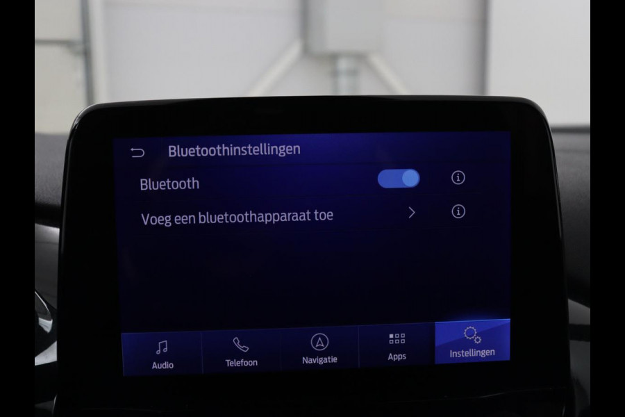 Ford Fiesta 1.0 EcoBoost ST-Line | Stoel & stuurverwarming | Adaptive cruise | Camera | Carplay | Full LED | Half leder | Side Assist | Navigatie | Park Assist | Climate control | Bluetooth